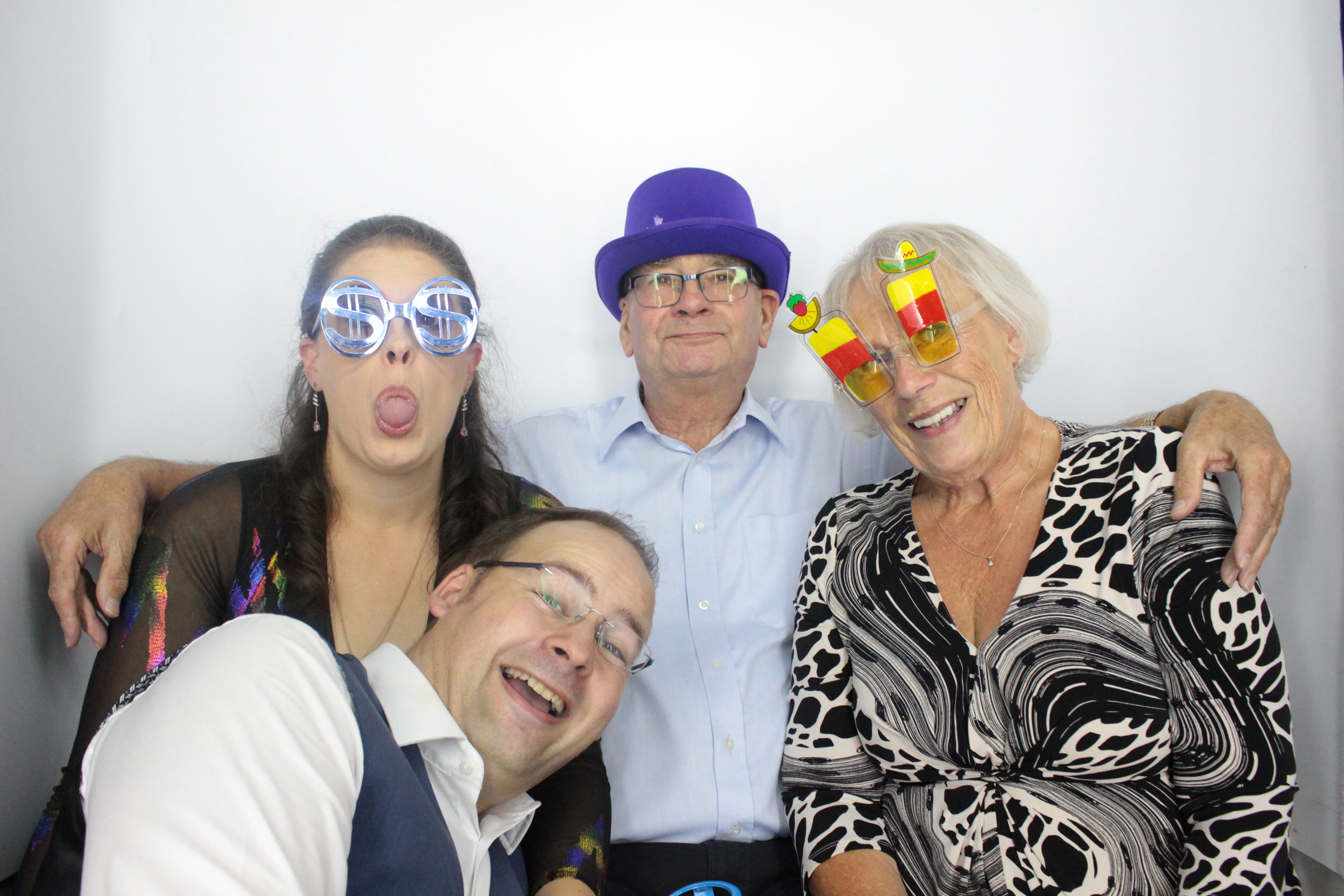 Steve & Kym | View more photos from the event at gallery.myphotoboothexperience.co.uk/u/MyPhotoBoothExperienceLtd/Steve-Kym